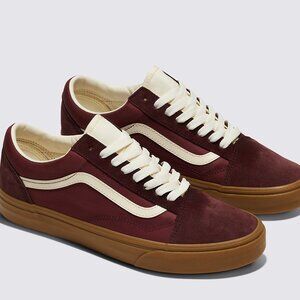 Van's Old Skool Shoe in Sporty Brown (8.5 women)